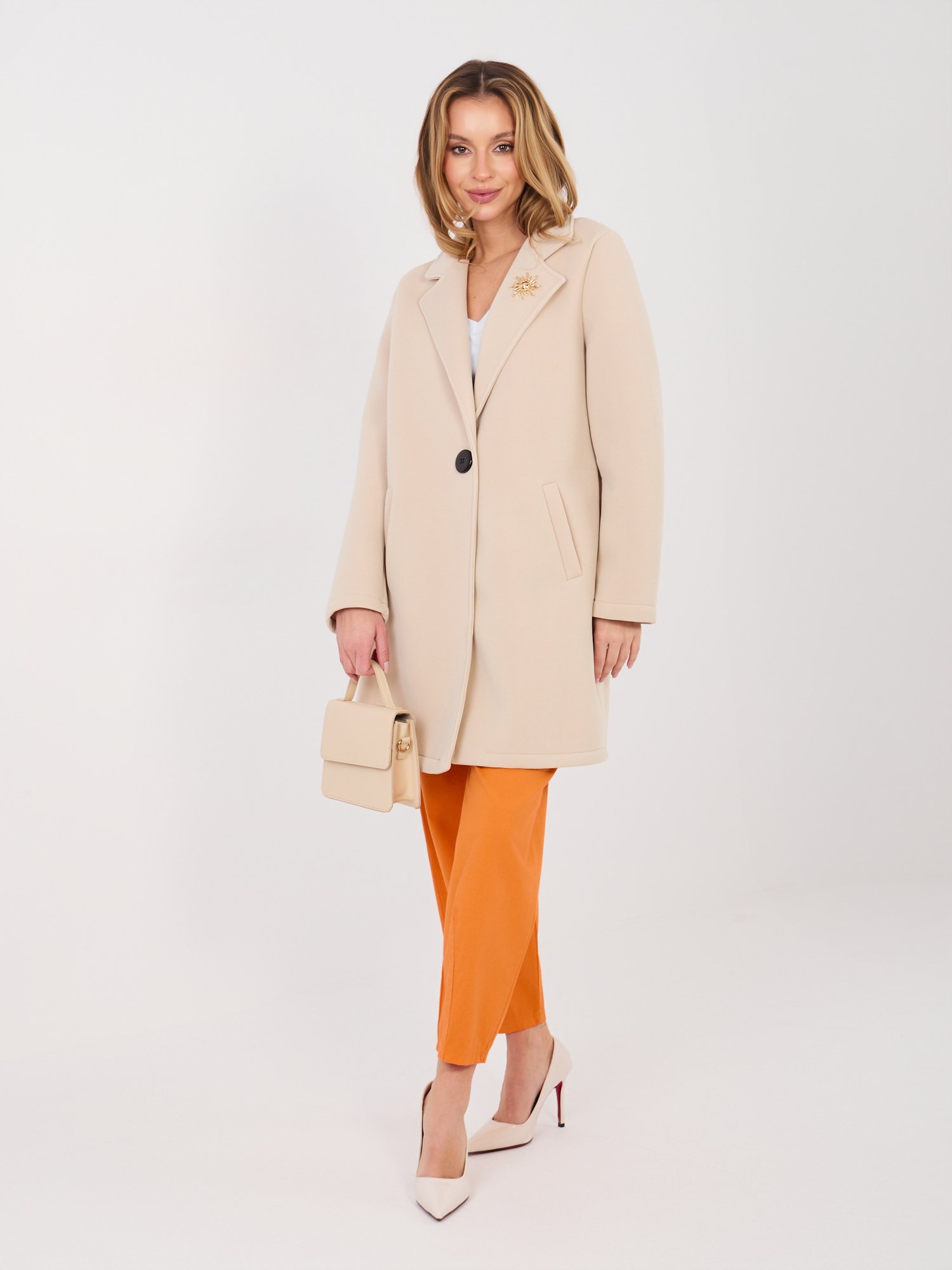 Modernus paltas su dekoratyvine sage "KYARA" beige