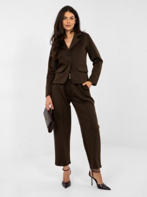 Casual stiliaus minkštos kelnės su akcentine kišene ir diržu "CALLY" tamsi ruda