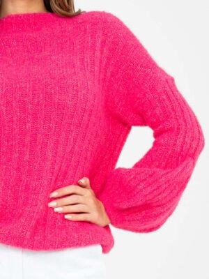 Alternative view of Jaukus stulpelių rašto megztinis su vilna "ALBA“ fuksia