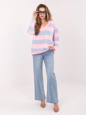 Dryžuotas oversize džemperis su V formos iškirpte "CHIARA" šviesi rožinė