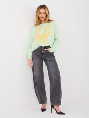 Urban stiliaus oversize džemperis su užrašu " WHAT IT IS" šviesi žalia