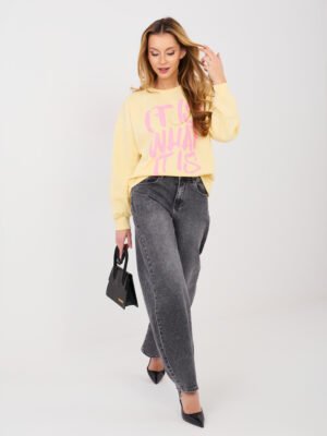 Urban stiliaus oversize džemperis su užrašu " WHAT IT IS" šviesi geltona