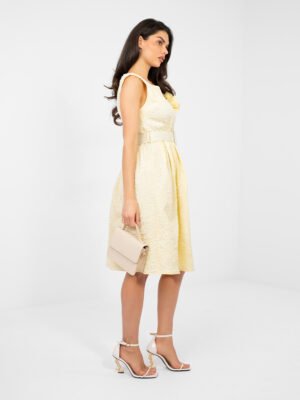 Alternative view of Elegantiška suknelė su gėlių detale ir diržu  "AMY" šviesi geltona