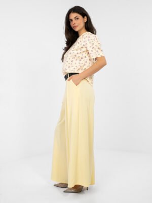 Alternative view of Stilingos palazzo stiliaus kelnės su klostėmis ir diržu "RUTTY" šviesi geltona