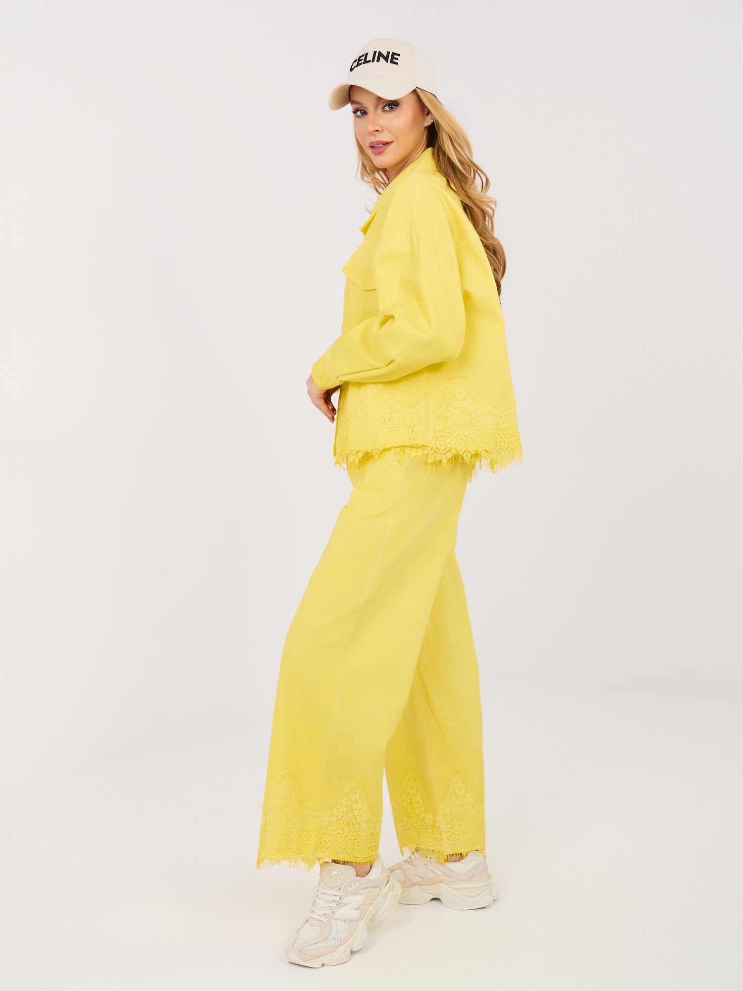 Plačios džinsinės kelnės su nėrinių apdaila "CORDY" geltona - Image 4