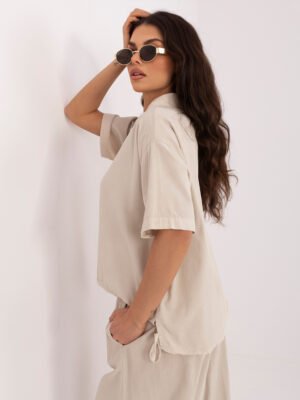 Alternative view of Modernūs smulkaus velveto marškiniai su formuojamu siluetu "ALLISON" smėlio