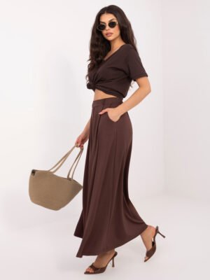 Alternative view of Ilgas sijonas su klostėmis ir aukštu liemeniu "BRITANY" tamsi ruda