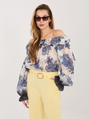 Elegantiška palaidinė atvirais pečiais su gėlių raštu "PEONY" tamsi mėlyna