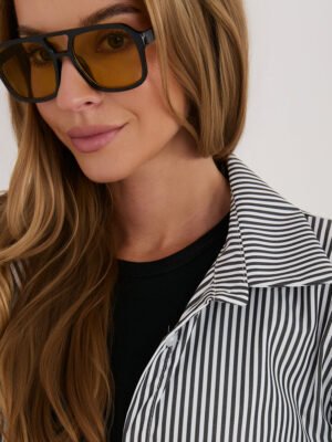 Alternative view of Klasikiniai dryžuoti marškiniai "CARINA" juoda