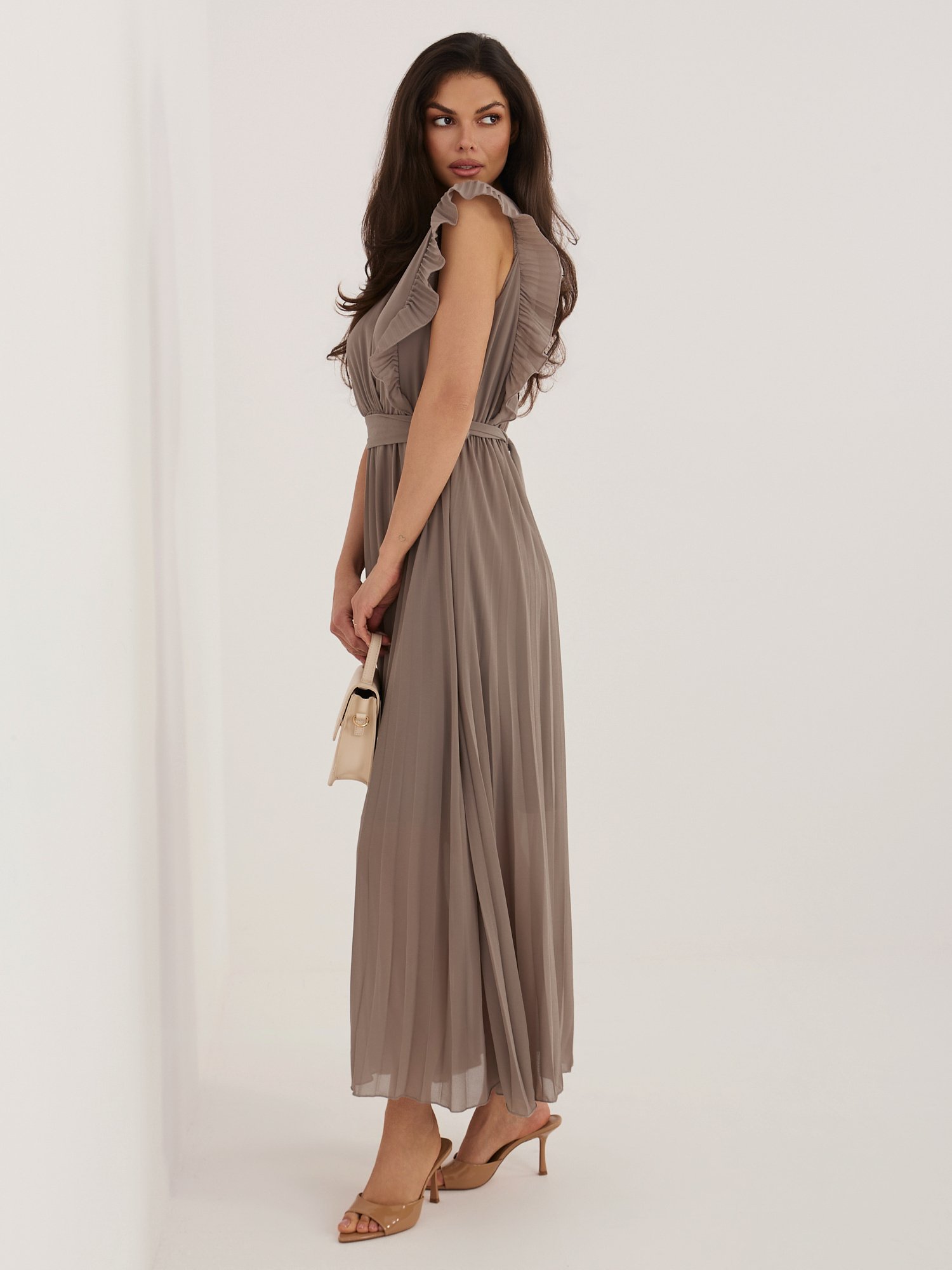 Elegantiška plisuota maxi suknelė su V formos iškirpte "AMELISSE" tamsi smėlio - Image 3