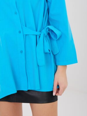 Alternative view of Asimetriški marškiniai su dekoratyviniu surišimu "LEILA"  ryški mėlyna