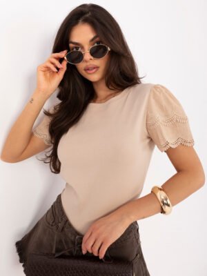 Alternative view of Tampri medvilninė palaidinė su ažūrinėmis detalėmis ant rankovių "MIGLO" tamsi smėlio