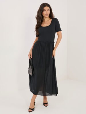 Maxi suknelė su prigludusiu viršumi ir lengvai krintančiu sijonu "RENNU" juoda