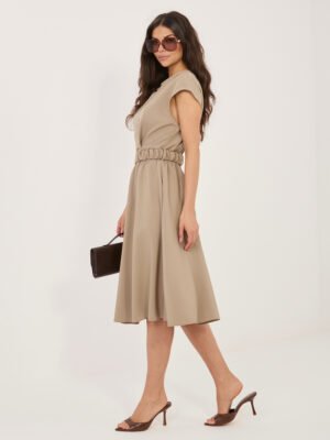 Alternative view of Elegantiška platėjanti suknele su dekoratyviniu diržu "LORETTE" tamsi smėlio