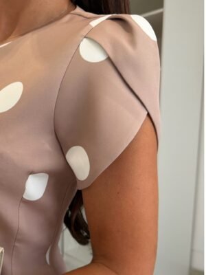 Larra dots foto
